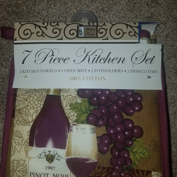 7 Piece Kitchen Set - Picture 3 of 4